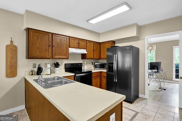 1312 Yorktown Circle, Lawrenceville, GA 30043
