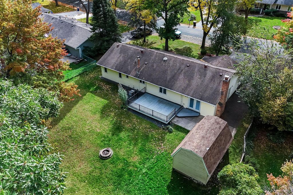 10448 106th Place N, Maple Grove, MN 55369 — photo 2