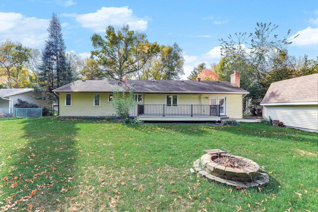 10448 106th Place N, Maple Grove, MN 55369 — photo 3