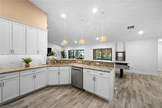 1629 SW 43rd TER, Cape Coral, FL 33914