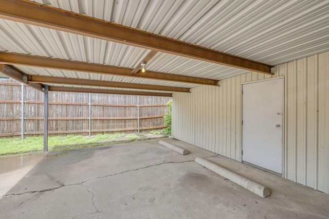 6821 Sierra Drive, North Richland Hills, TX 76180