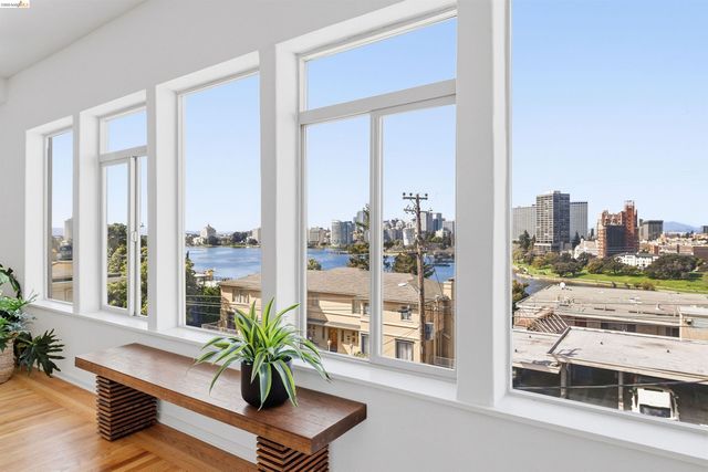 474 Merritt Ave 7, Oakland, CA 94610