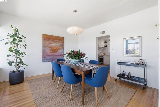 474 Merritt Ave 7, Oakland, CA 94610