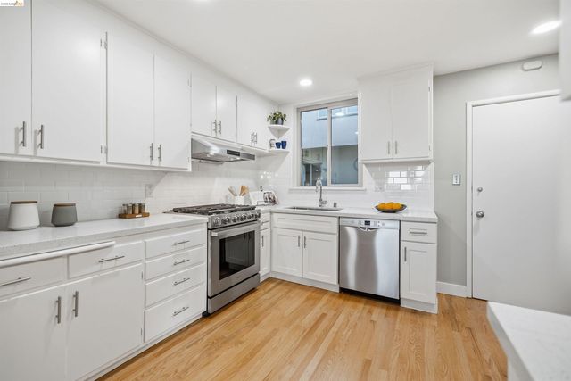 474 Merritt Ave 7, Oakland, CA 94610