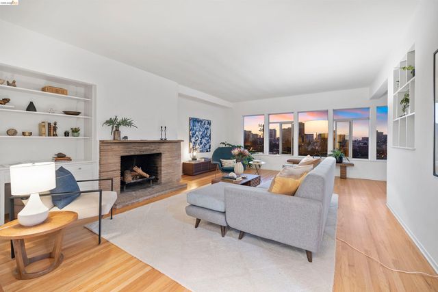 474 Merritt Ave 7, Oakland, CA 94610