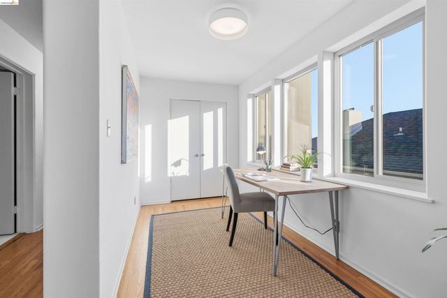 474 Merritt Ave 7, Oakland, CA 94610