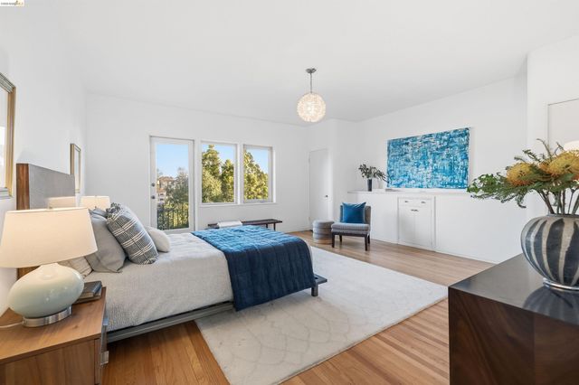 474 Merritt Ave 7, Oakland, CA 94610