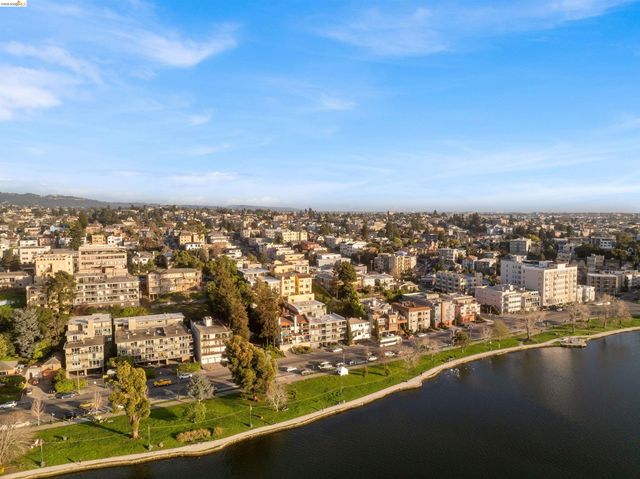 474 Merritt Ave 7, Oakland, CA 94610