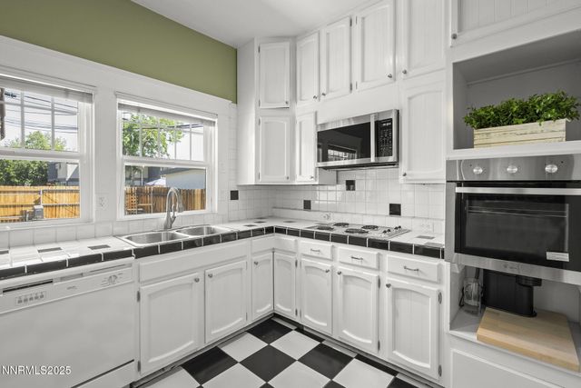 1055 Riverside Drive, Reno, NV 89503