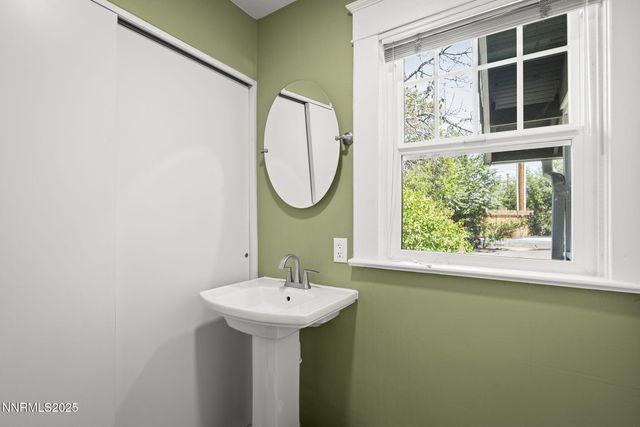 1055 Riverside Drive, Reno, NV 89503