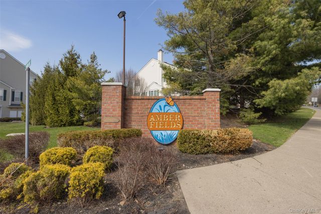 8 Cragmere Drive 8, Nanuet, NY 10954