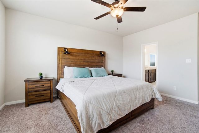 1318 Kingsgate Drive, Bryan, TX 77807