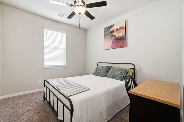 1318 Kingsgate Drive, Bryan, TX 77807