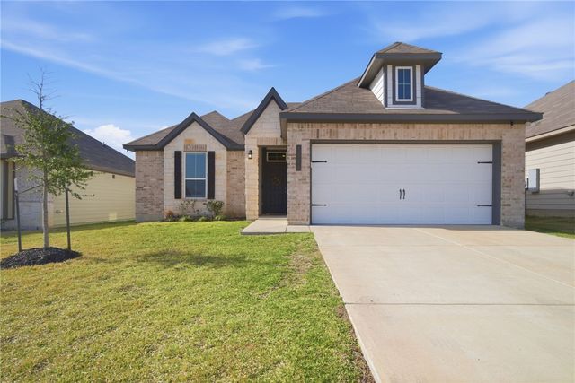 1318 Kingsgate Drive, Bryan, TX 77807