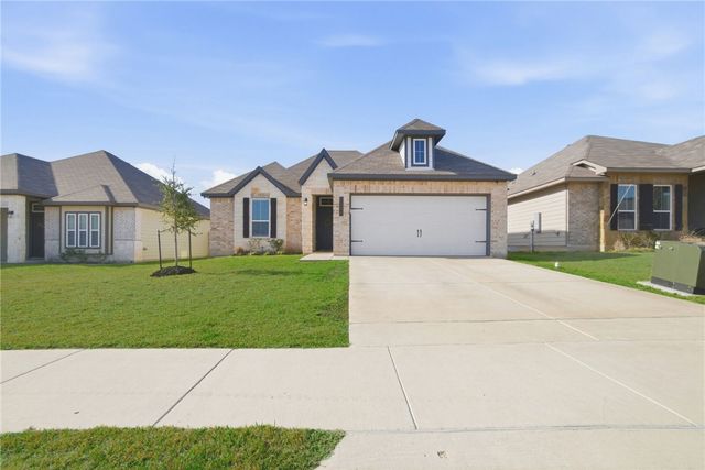 1318 Kingsgate Drive, Bryan, TX 77807