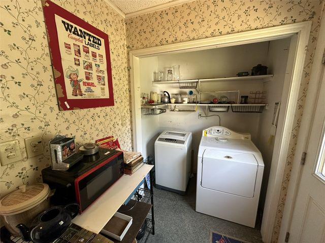 405 W Avenue E, Garland, TX 75040