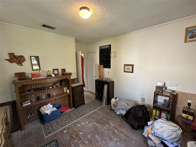 405 W Avenue E, Garland, TX 75040