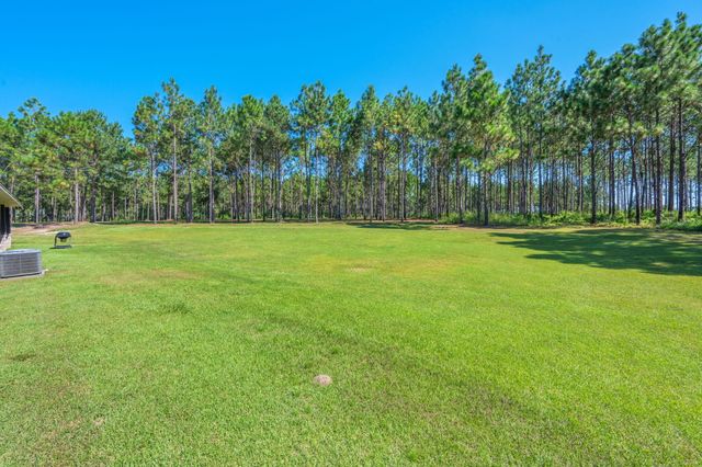 3714 Earl Campbell Road, Laurel Hill, FL 32567