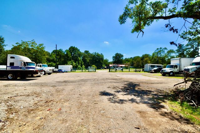4703 Treaschwig Road, Spring, TX 77373