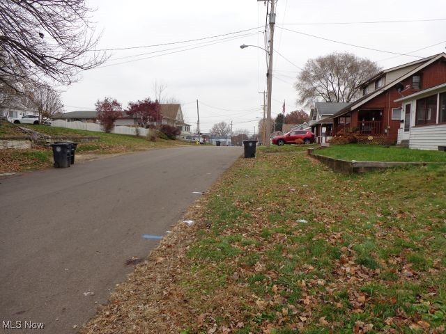 590 Flora Avenue, Akron, OH 44314