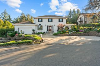 912 Yosemite Ln, El Dorado Hills, CA 95762