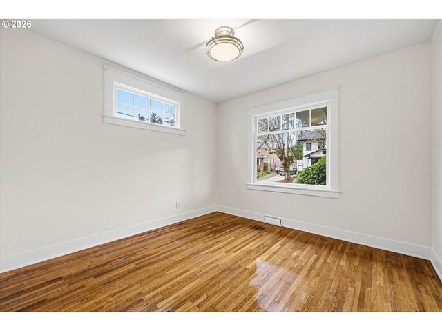 2801 Ne 35TH Pl, Portland, OR 97212