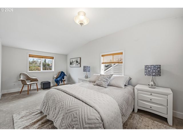 2801 Ne 35TH Pl, Portland, OR 97212