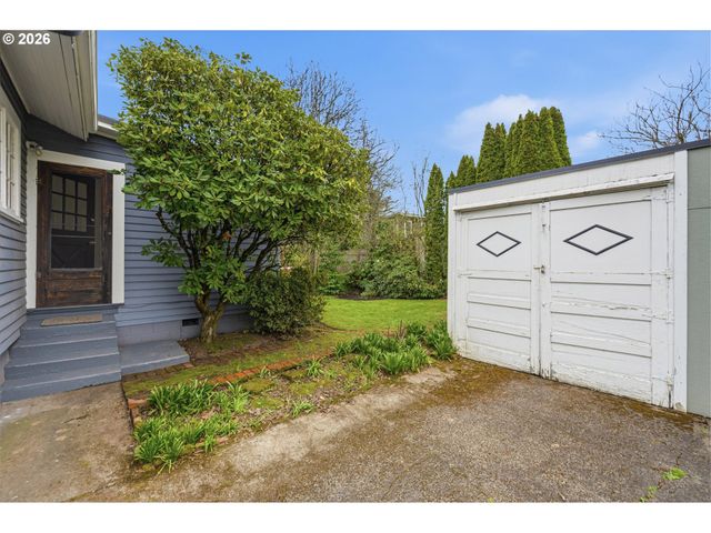 2801 Ne 35TH Pl, Portland, OR 97212