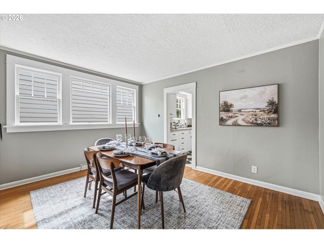 2801 Ne 35TH Pl, Portland, OR 97212