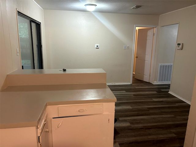 5718 Mackinaw Street, Houston, TX 77053