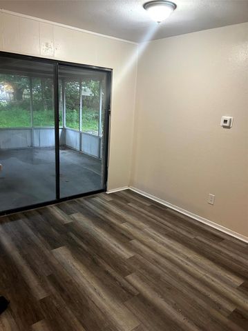5718 Mackinaw Street, Houston, TX 77053