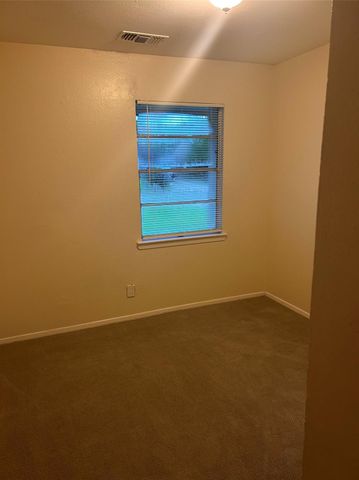 5718 Mackinaw Street, Houston, TX 77053