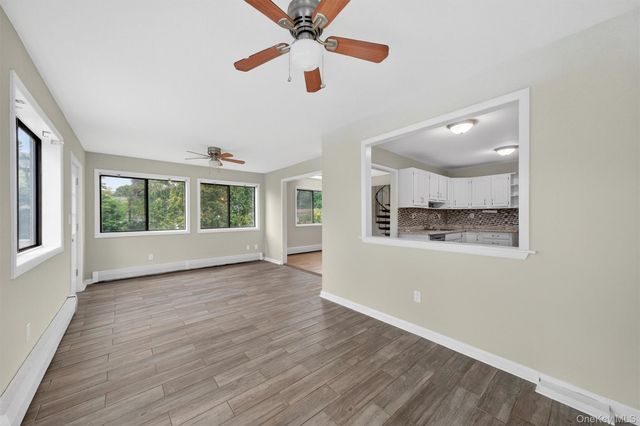 14 Creamery Drive, New Windsor, NY 12553