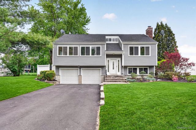 14 Creamery Drive, New Windsor, NY 12553