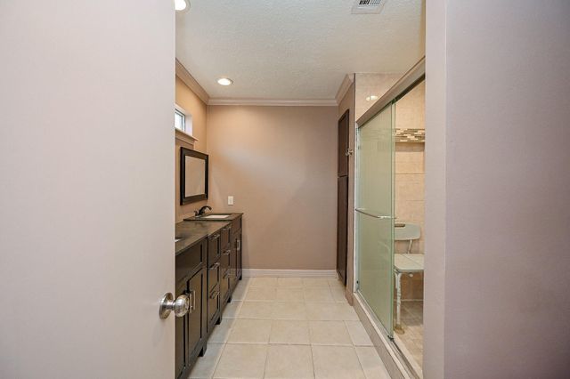 13814 Peach Hollow Lane, Houston, TX 77082