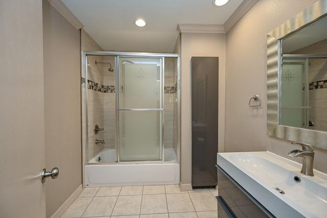 13814 Peach Hollow Lane, Houston, TX 77082