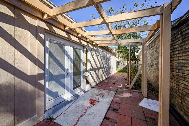 13814 Peach Hollow Lane, Houston, TX 77082