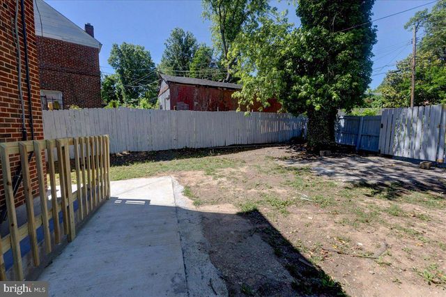 303 CHARTER OAK AVE, Baltimore, MD 21212