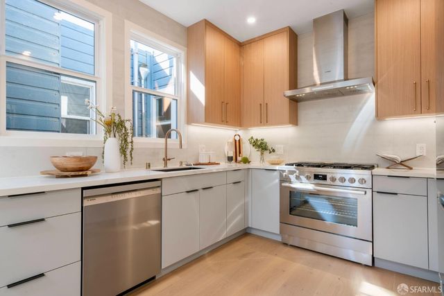 1575 43rd Avenue, San Francisco, CA 94122