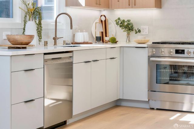 1575 43rd Avenue, San Francisco, CA 94122