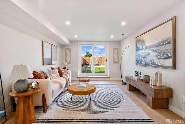 1575 43rd Avenue, San Francisco, CA 94122