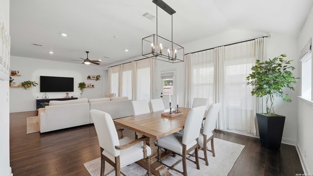 2212 Quince, New Braunfels, TX 78132