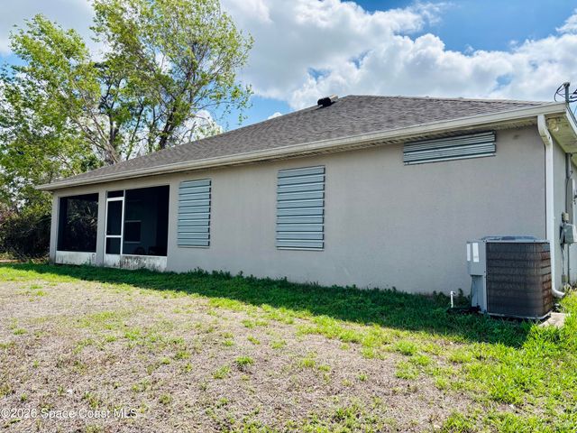 1706 Elmhurst Circle SE, Palm Bay, FL 32909