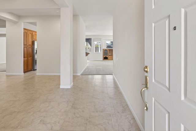 1648 Corbridge Dr, Roseville, CA 95747