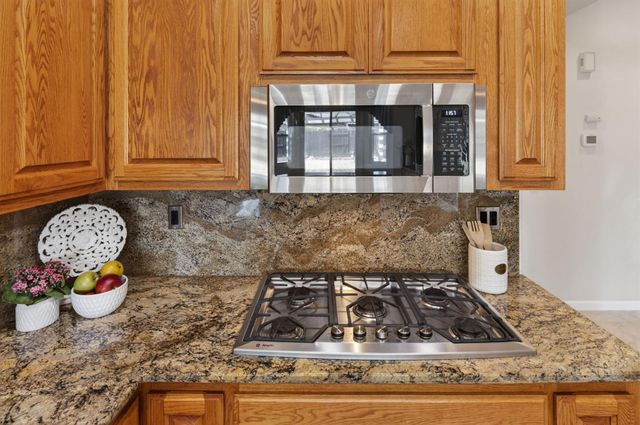 1648 Corbridge Dr, Roseville, CA 95747