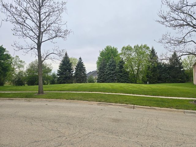 10 Covington Court, Algonquin, IL 60102