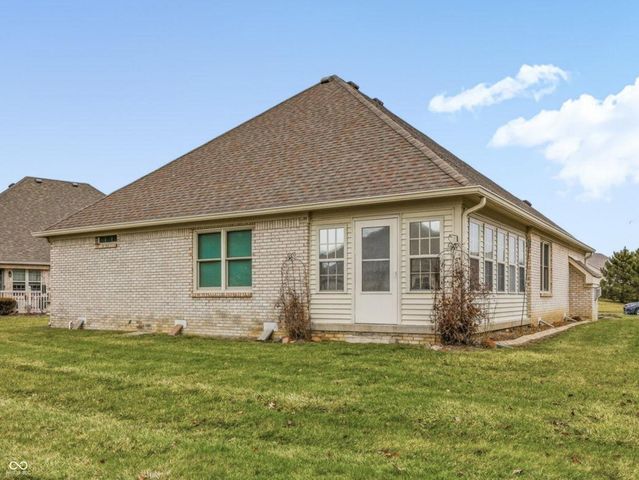 1641 Grindstone Way, Greenfield, IN 46140
