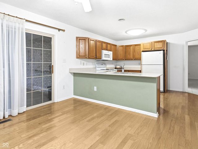 1641 Grindstone Way, Greenfield, IN 46140