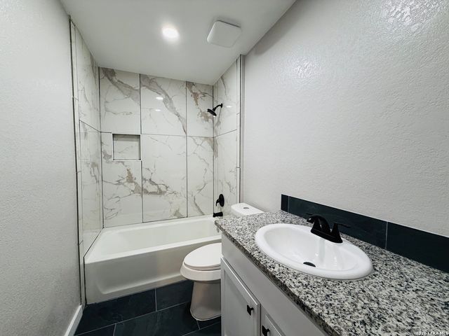 14751 Southton Basin, San Antonio, TX 78223