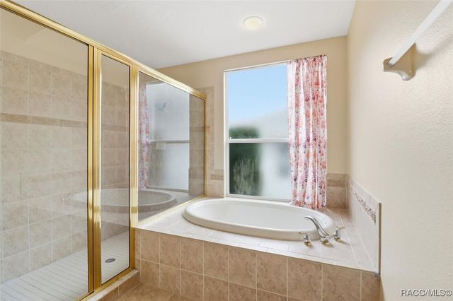 63 Greentree Street, Homosassa, FL 34446